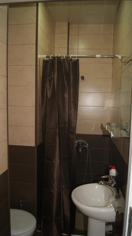 Modern Apartment Avlabari Tbilisi Exterior photo